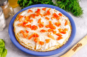 Блинный торт с ветчиной и сыром