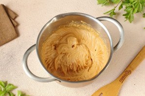 Торт "Муравейник" на сметане