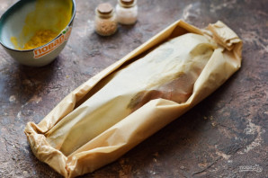 Форель в пергаменте в духовке