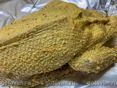 Гусь, фаршированный квашеной капустой 