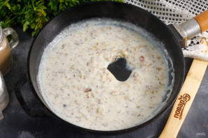 Сливочный соус с базиликом Сливочный соус с базиликом