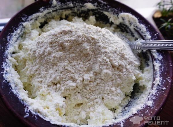 Рецепт: Армянское пасхальное печенье - на твороге и с курагой