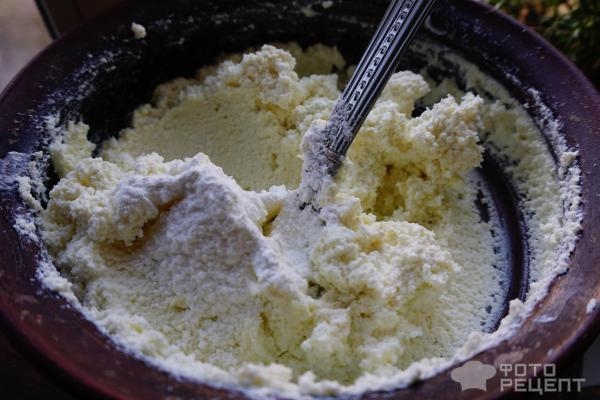 Рецепт: Армянское пасхальное печенье - на твороге и с курагой