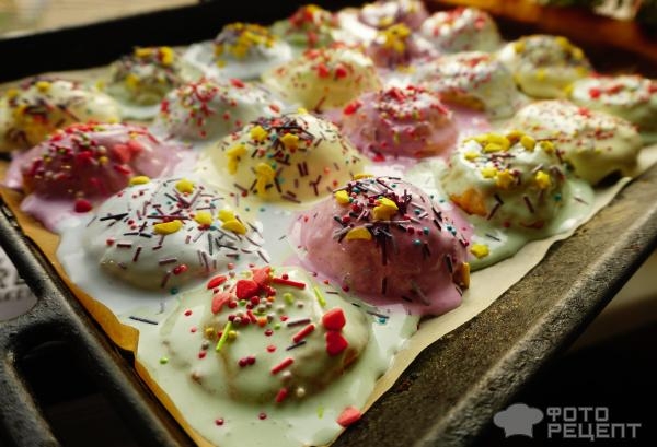 Рецепт: Армянское пасхальное печенье - на твороге и с курагой