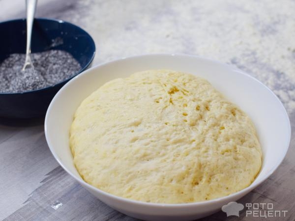 Рецепт: Косичка с маком - Безумно вкусные булочки в интересном исполнении!