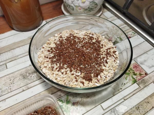 Рецепт: Овсяные кексы - с яблочным повидлом, когда нет куриных яиц, сахара и муки