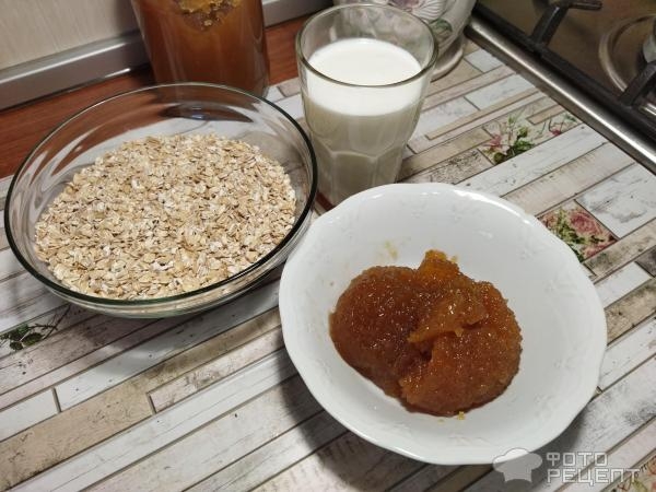 Рецепт: Овсяные кексы - с яблочным повидлом, когда нет куриных яиц, сахара и муки