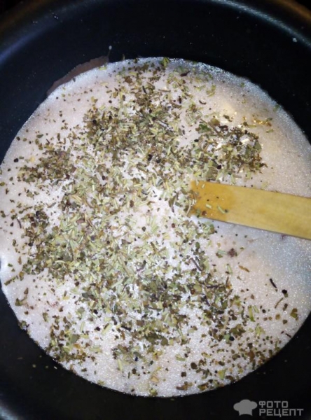 Рецепт: Тефтели в томатно-сметанном соусе - Без риса.