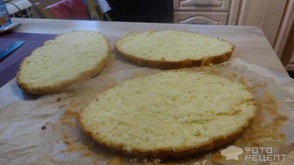 Рецепт: Торт с клубнично -банановым творожным кремом - Не трудоёмкий ,вкусный торт.