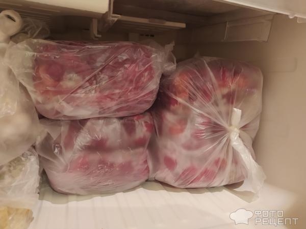 Рецепт: Заготовка клубники на зиму - рационально "тратим" место в морозильнике.