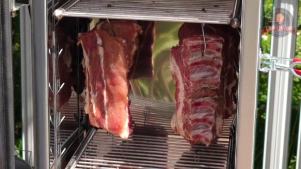 Свиные рёбрышки в карамельной глазури с дымком