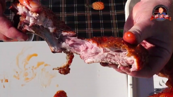 Свиные рёбрышки в карамельной глазури с дымком