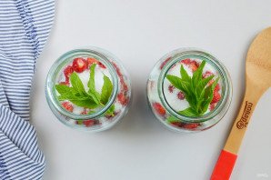 Клубничный компот на зиму Клубничный компот на зиму