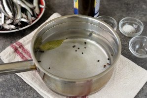 Маринованная хамса