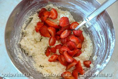 Сырники с клубникой 