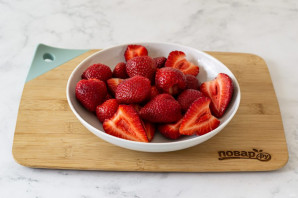 Клубника с сахаром на зиму