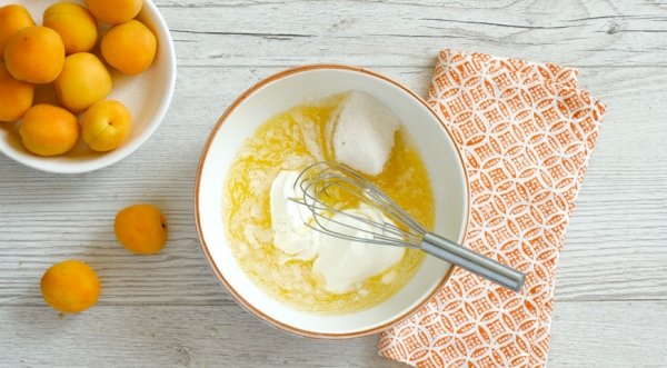 Заливной пирог с абрикосами, пошаговый рецепт с фото