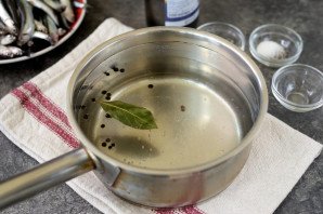 Маринованная хамса