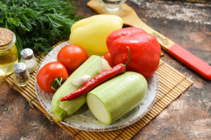 Кабачки на зиму острые