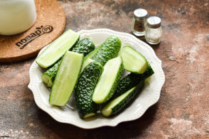 Быстрые огурчики в пакете