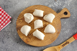 Рулетики из теста с картошкой Рулетики из теста с картошкой