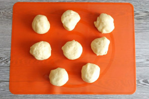 "Бадамбура" с вишней и орехами "Бадамбура" с вишней и орехами