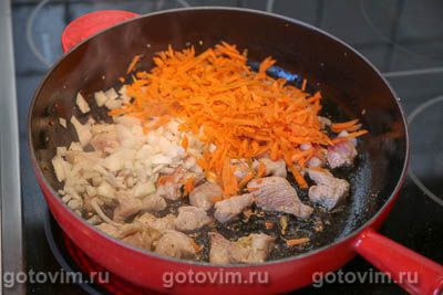 Капуста с мясом, тушенная со сметаной Капуста с мясом, тушенная со сметаной