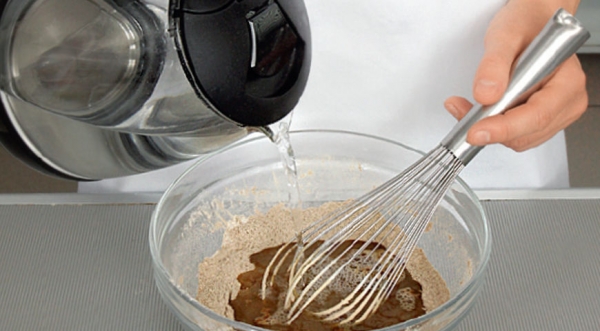 Домашний квас из ржаной муки, пошаговый рецепт с фото Домашний квас из ржаной муки, пошаговый рецепт с фото