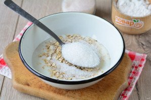 Маффины с овсяными хлопьями и яблоками Маффины с овсяными хлопьями и яблоками