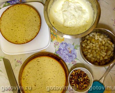 Торт с грушей и творожным кремом в мультиварке