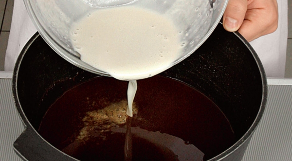 Домашний квас из ржаной муки, пошаговый рецепт с фото Домашний квас из ржаной муки, пошаговый рецепт с фото