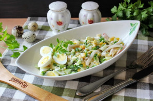 Салат с кальмарами и перепелиными яйцами Салат с кальмарами и перепелиными яйцами