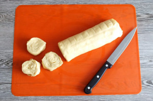 "Бадамбура" с вишней и орехами "Бадамбура" с вишней и орехами