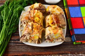 Рулет из скумбрии с яйцом