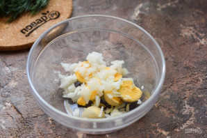 Яйца фаршированные копченой рыбой