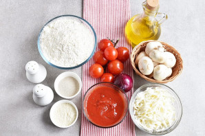 Пицца с шампиньонами