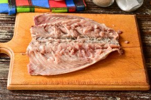 Рулет из скумбрии с яйцом