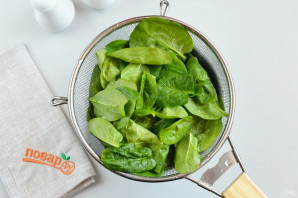 Суп из шпината с сыром Суп из шпината с сыром