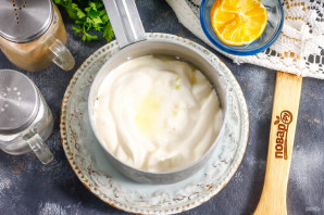 Творожный сыр из сметаны и лимона