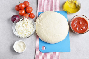 Пицца с шампиньонами