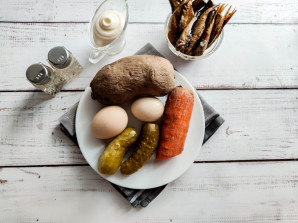 Салат "Лимонная долька" со шпротами