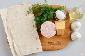 Рулет из лаваша на сковороде