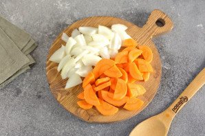 Курица с овощами в собственном соку