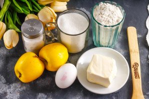 Яблочный тарт с карамелью