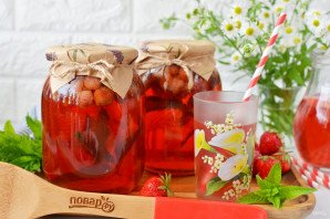 Клубничный компот на зиму Клубничный компот на зиму