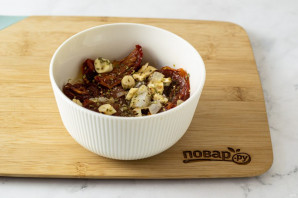 Соус из вяленых томатов