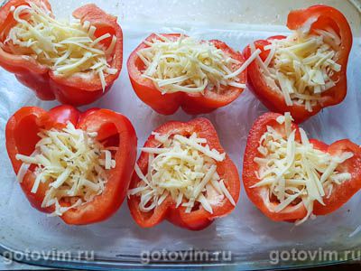 Фаршированный перец с тунцом по сырной корочкой, запеченный в духовке Фаршированный перец с тунцом по сырной корочкой, запеченный в духовке