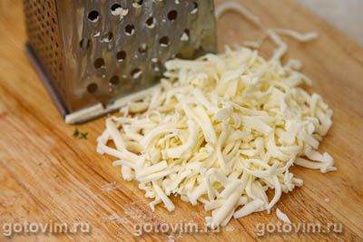 Салат из редиски с огурцом, яйцом и плавленым сырком Салат из редиски с огурцом, яйцом и плавленым сырком