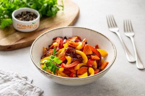 Карамелизированные овощи в сковороде Карамелизированные овощи в сковороде