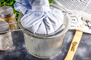 Творожный сыр из сметаны и лимона